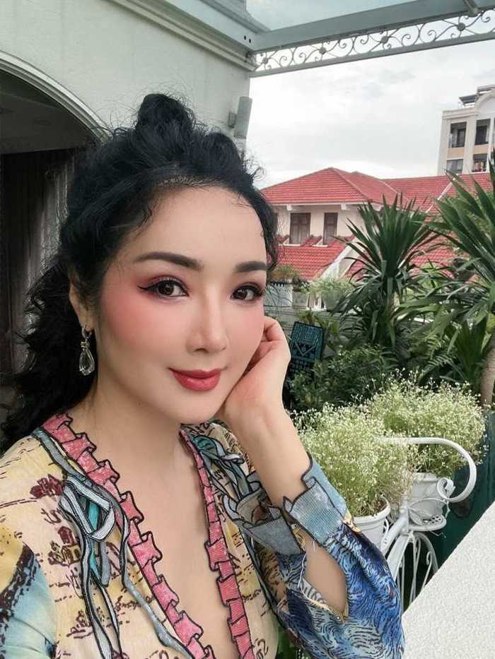 Hoa hậu Giáng My U60 vẫn 'đu trend' Tiktok, tưởng không hợp mà 'hợp không tưởng'