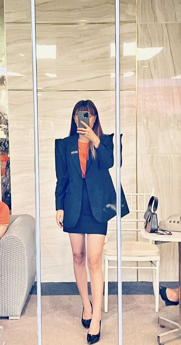 8X Sài Gòn bật mí bí quyết cả tuần mặc vest đi làm vẫn trẻ trung, cuốn hút, không lo 'đứng tuổi'