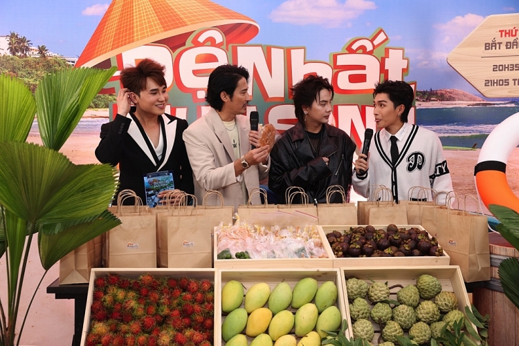 'Đệ nhất mưu sinh': Duy Khánh - Huy Khánh hé lộ khó khăn khi quay show không có kịch bản