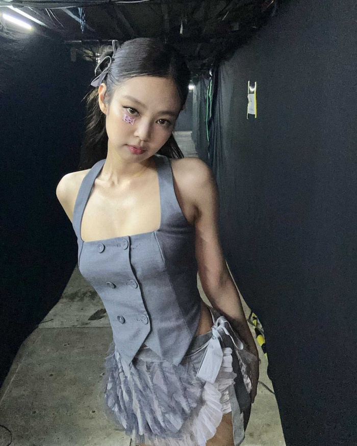 xu hướng thời trang hot trend đang được Jennie lăng xê thời gian gần đây
