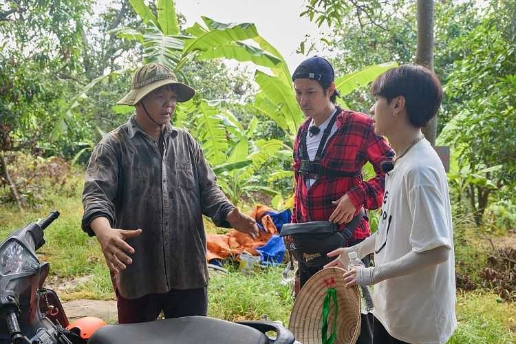 'Đệ nhất mưu sinh': Huy Khánh trượt ngã khi lên núi hái xoài mưu sinh