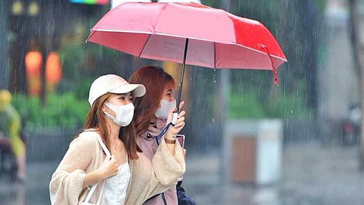 Thời tiết hôm nay 13/9: Hà Nội tiếp tục mưa to, nguy cơ ngập úng