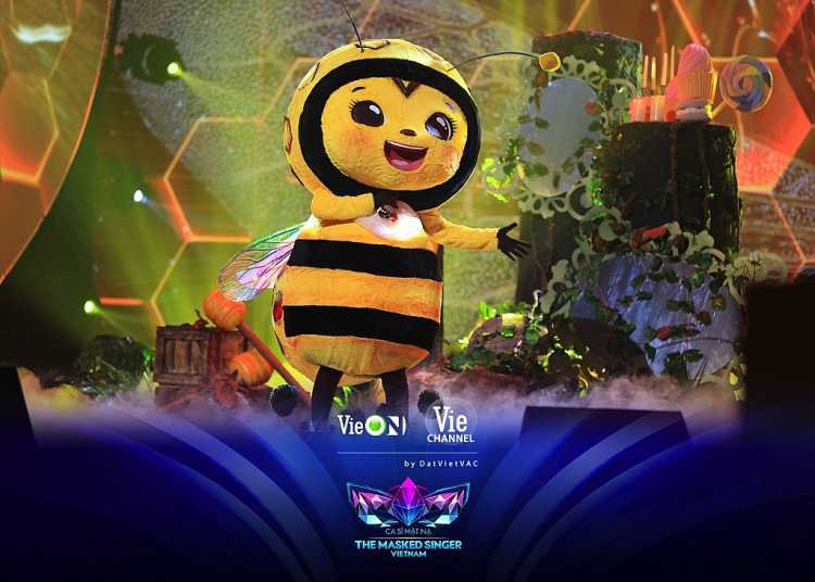 'The masked singer Vietnam' tập 4: Xuất hiện mascot mới tham gia tranh tài, cuộc tranh đấu trở nên kịch tính hơn bao giờ hết