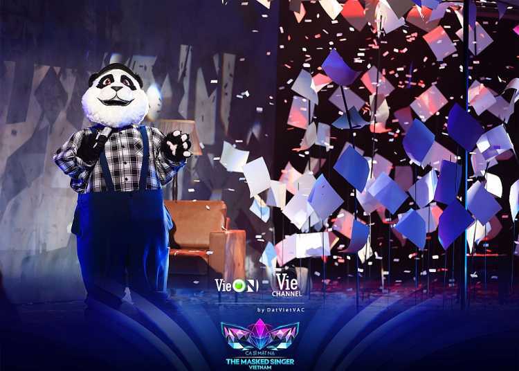 'The masked singer Vietnam': Vừa xuất hiện, Bố Gấu và Cáo Tiểu Thư đã làm netizen rụng tim với những màn trình diễn cảm xúc