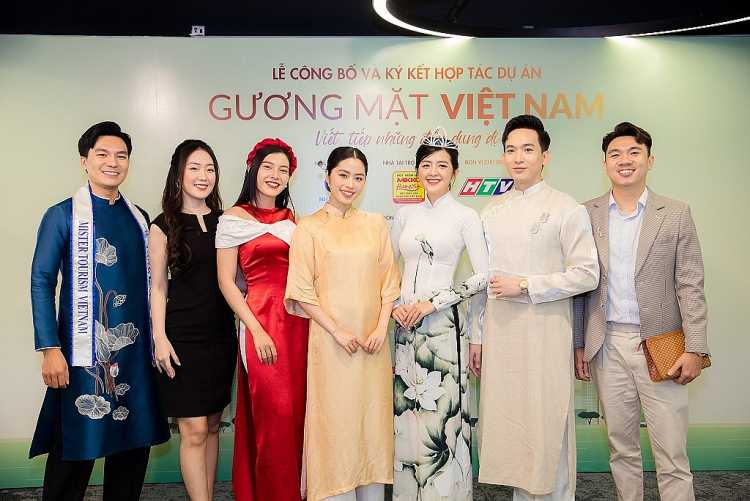 Từ 'Gương mặt truyền hình' đến 'Gương mặt Việt Nam'